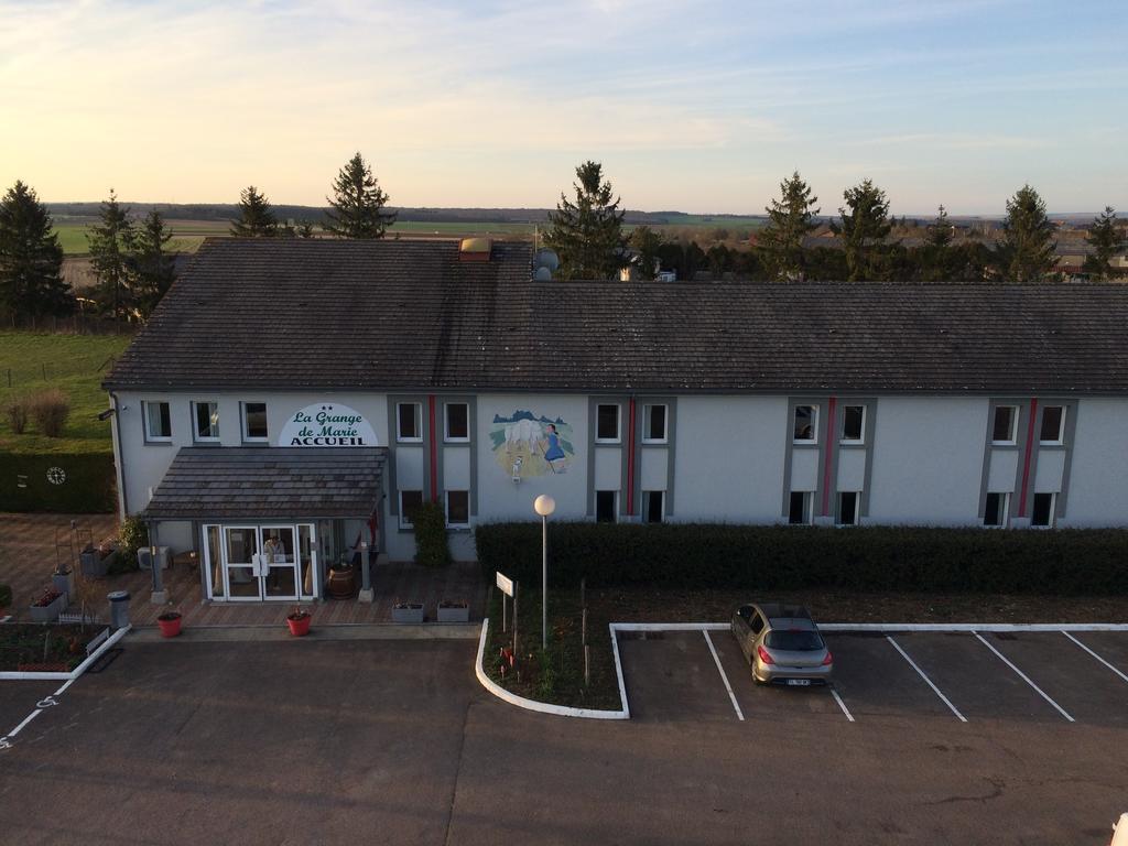 Hotel La Grange De Marie Nitry Exteriér fotografie